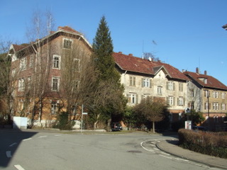 Bahnhofstrasse links